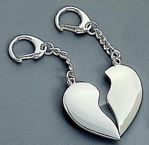 Split Heart Key Chain cg03188 - Split heart key chain can be engraved with initials or a short date or both!